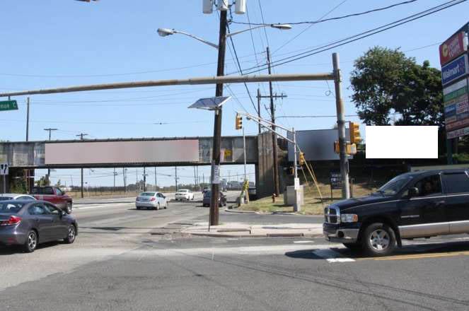 E/S Rt 1 Adj Penn Rr Ovrp'S Li F/S Media