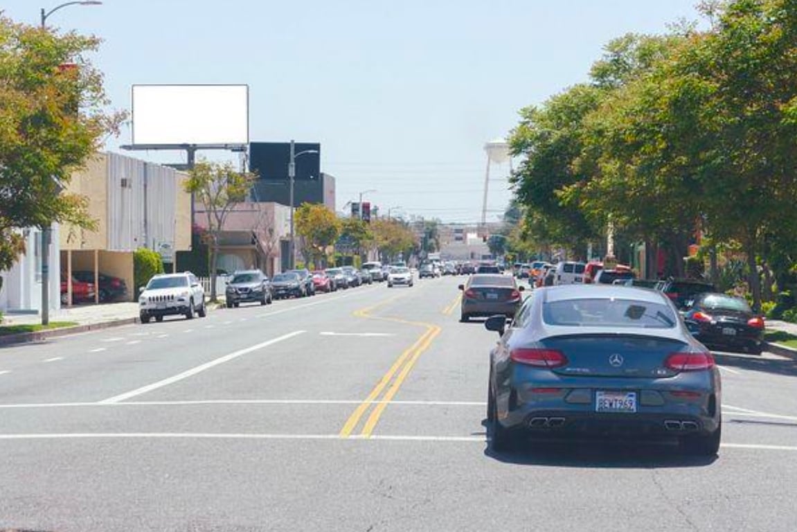 Location photo for Motor Ave near Venice Shopping Center, Palms (Los Angeles)