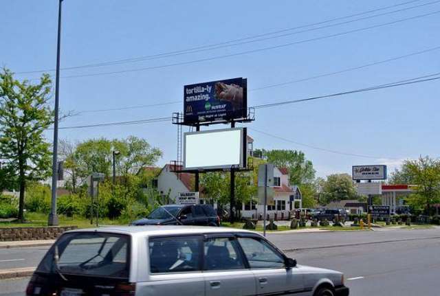Location photo for Spg Hl Rd near Spring Hill Plaza (Salisbury)