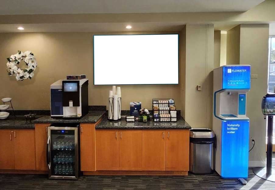 Location photo for Airport Rd near Westchester County Airport Terminal, West Harrison (Westchester County)