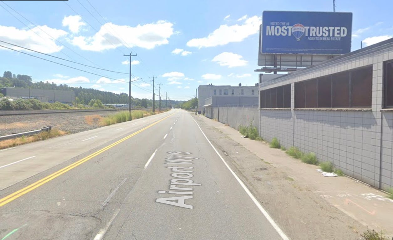 AIRPORT WY S WL 85F S/O S ALBRO PL NF-2 Media