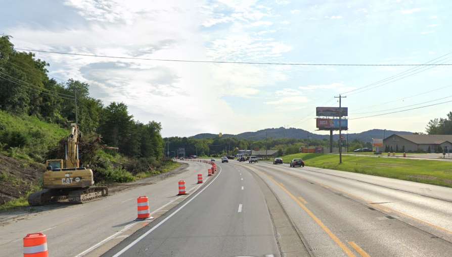 SR 192 0.3 mi W/O US 25N SS - Bottom Media