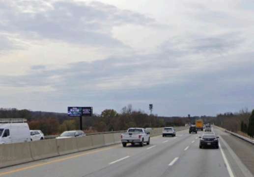 PA Turnpike, .5 mi W/O County Line Rd overpass (mm 345.7) SS FE Media