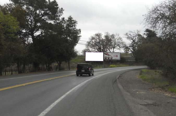 Old Redwood Hwy .80 mi N/O Mendocino E/S F/NW Media