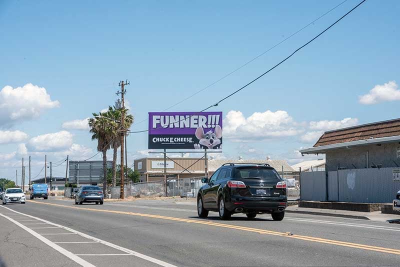 Location photo for E Leland Rd near North Park Plaza (Pittsburg)