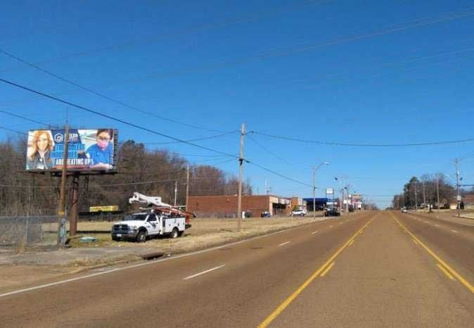 Location photo for Elvis Presley Blvd near Welcome to Memphis Sign, Whitehaven (Memphis)