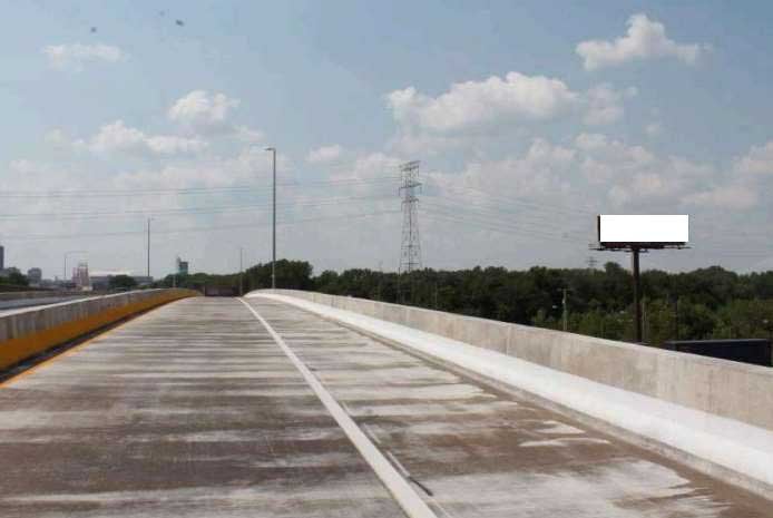 North Side of Martin Luther King Bridge W/B Media