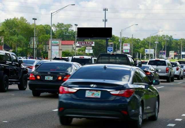 US-19 .50 mi S/O Tampa Rd W/S F/S Media
