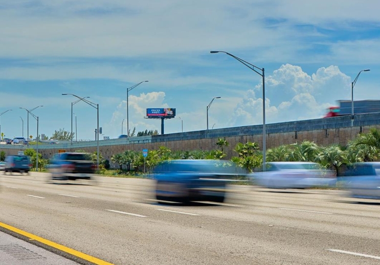WS I-95 100.00 ft S/O Southern Blvd F/N Media
