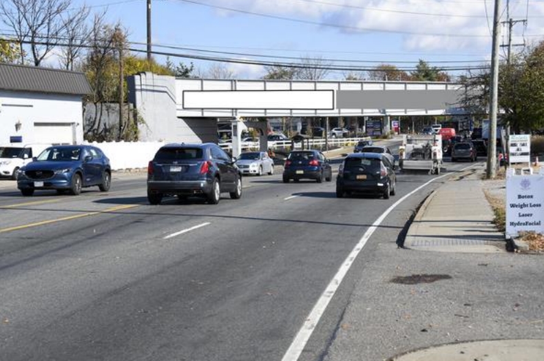 Location photo for Conklin Ave + Merritt Rd (Farmingdale)