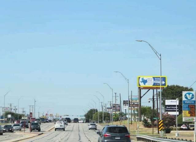 HWY 174 @ MARKET, BURLESON Media