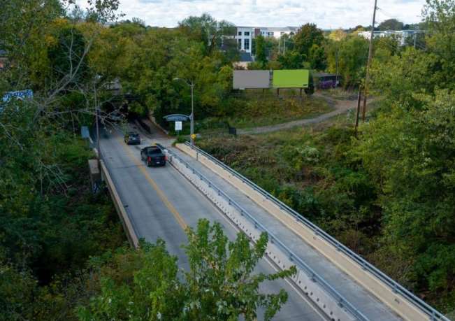 E BRIDGE ST @ RR PHOENIXVILLE WS FN P#2 Media