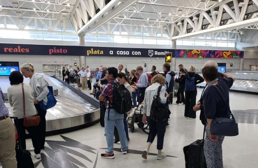 South Terminal - Int'l Baggage Claim Domination