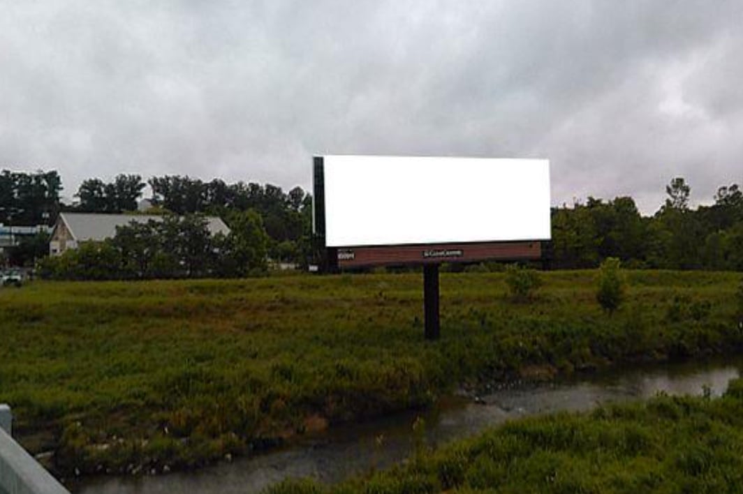 Location photo for Richmond Hwy near Neabsco Mills Rd at Route 1 (Woodbridge)