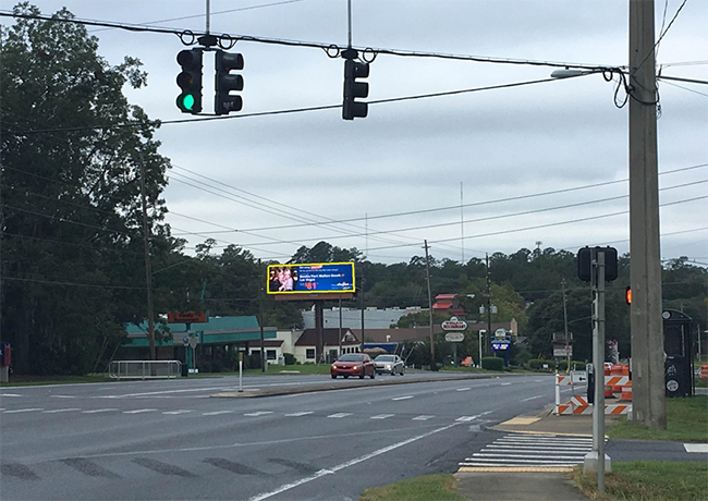 SUNSET SL .43MI E/O LV BLVD E/F Media