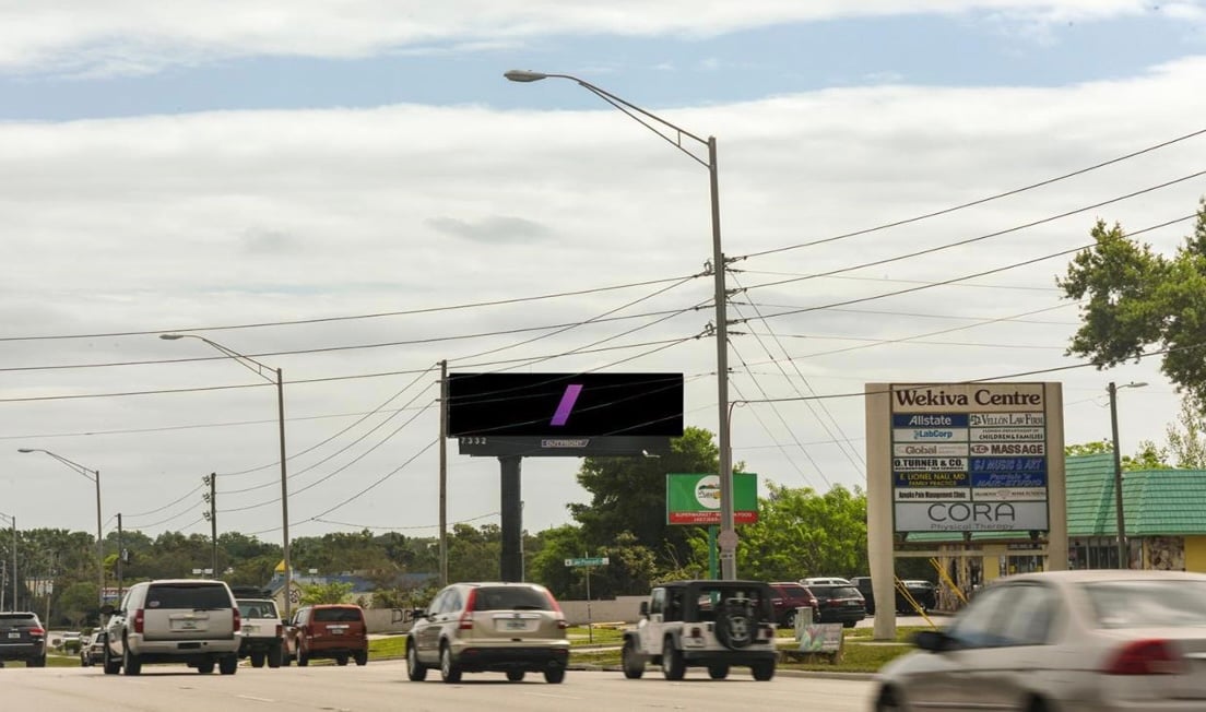 Location photo for E Semoran Blvd near E Semoran Blvd and S Lake Pleasant Rd (Apopka)