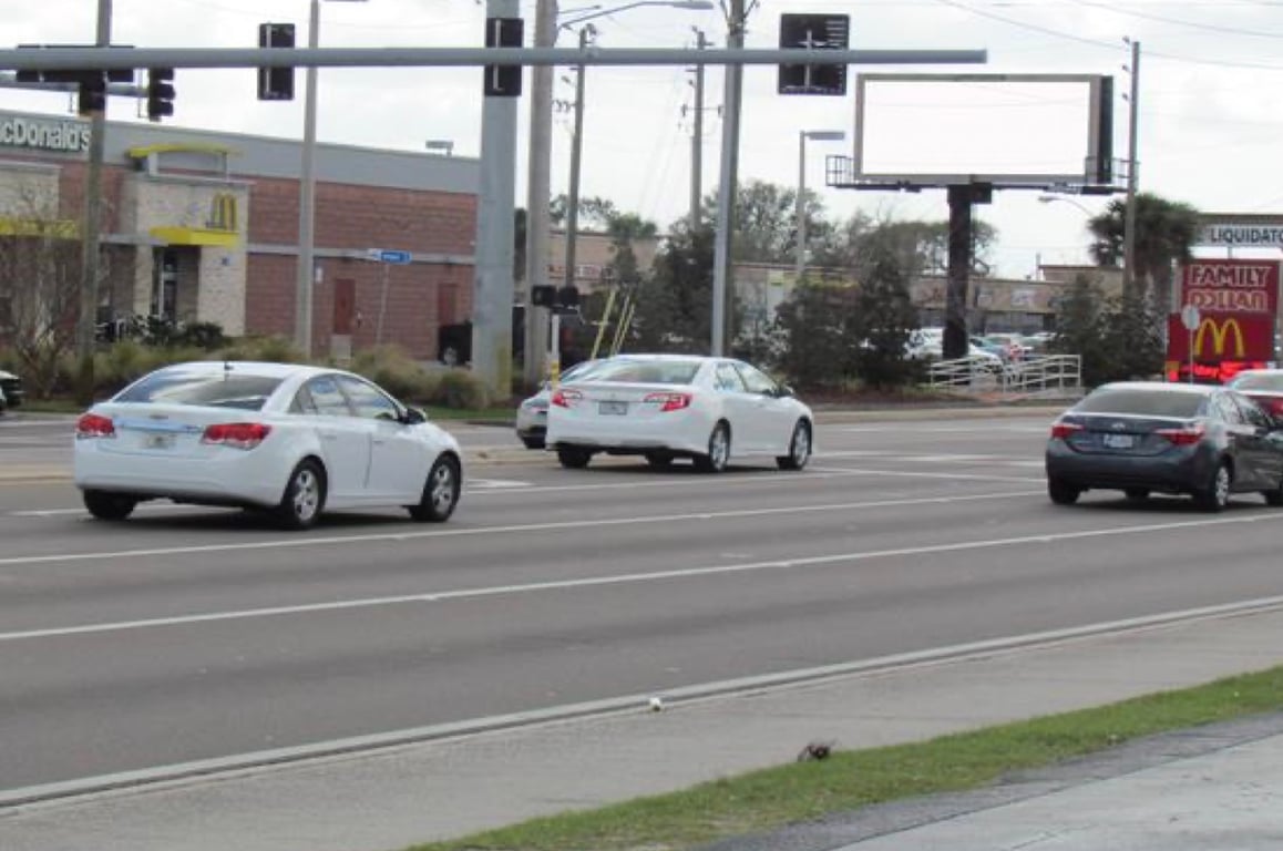 Location photo for Missouri Ave N near Missouri Ave N + 1418 (Largo)