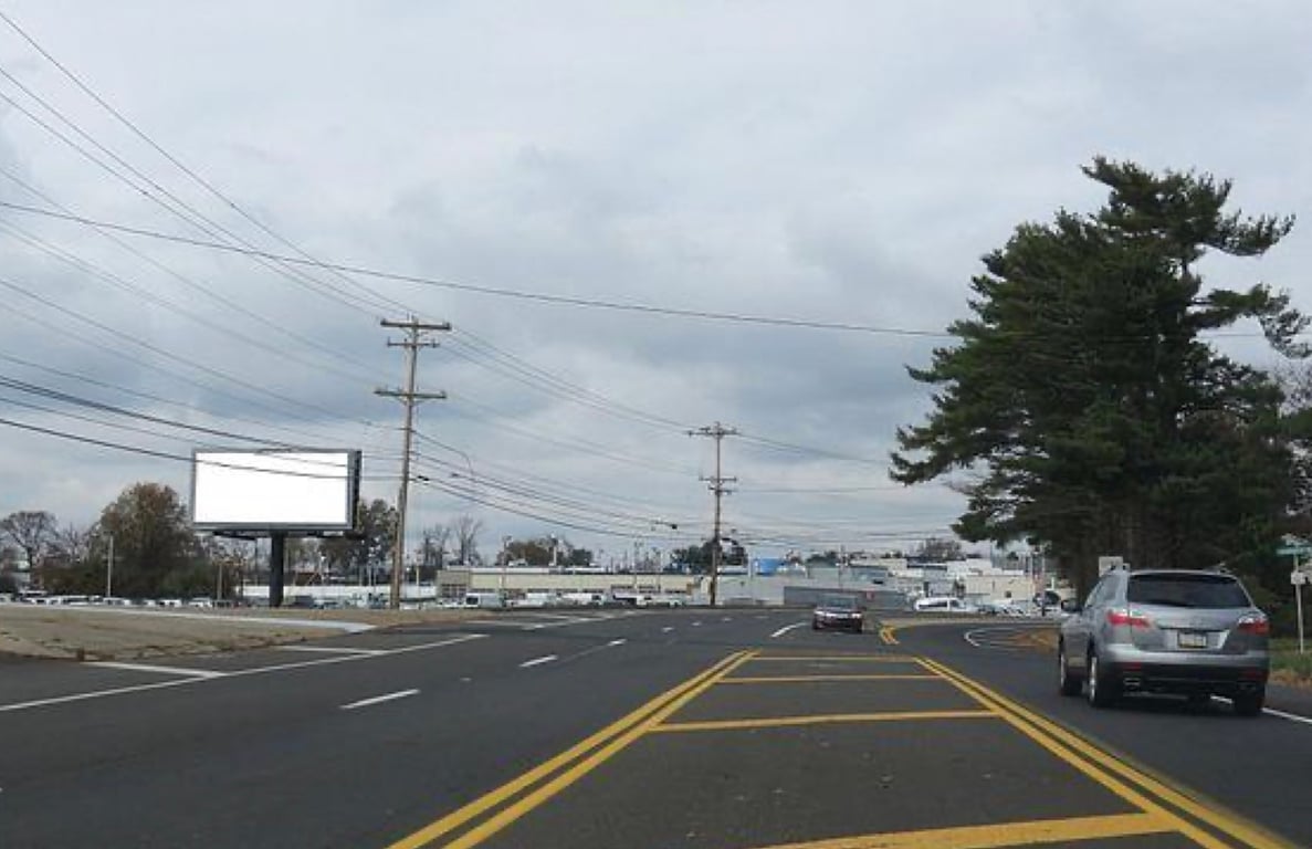 Location photo for Terrace Rd near Woodbourne Rd & Lincoln Hwy - FS (Levittown)