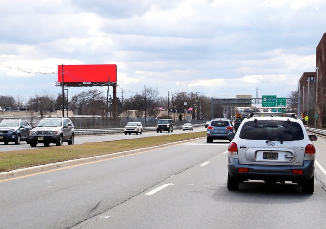 Location photo for NJ-129 near Lalor Plaza, Chestnut Park (Trenton)