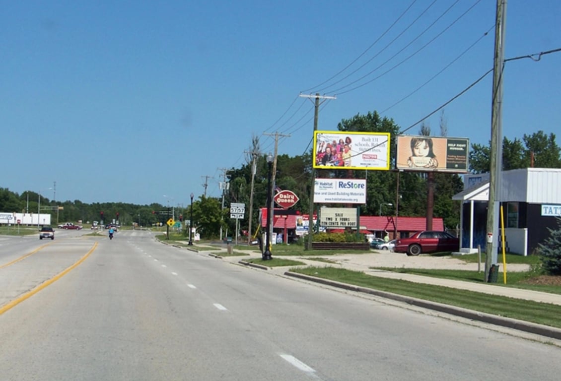 S/S BUS. 23 W/O HWY 57, LS Media