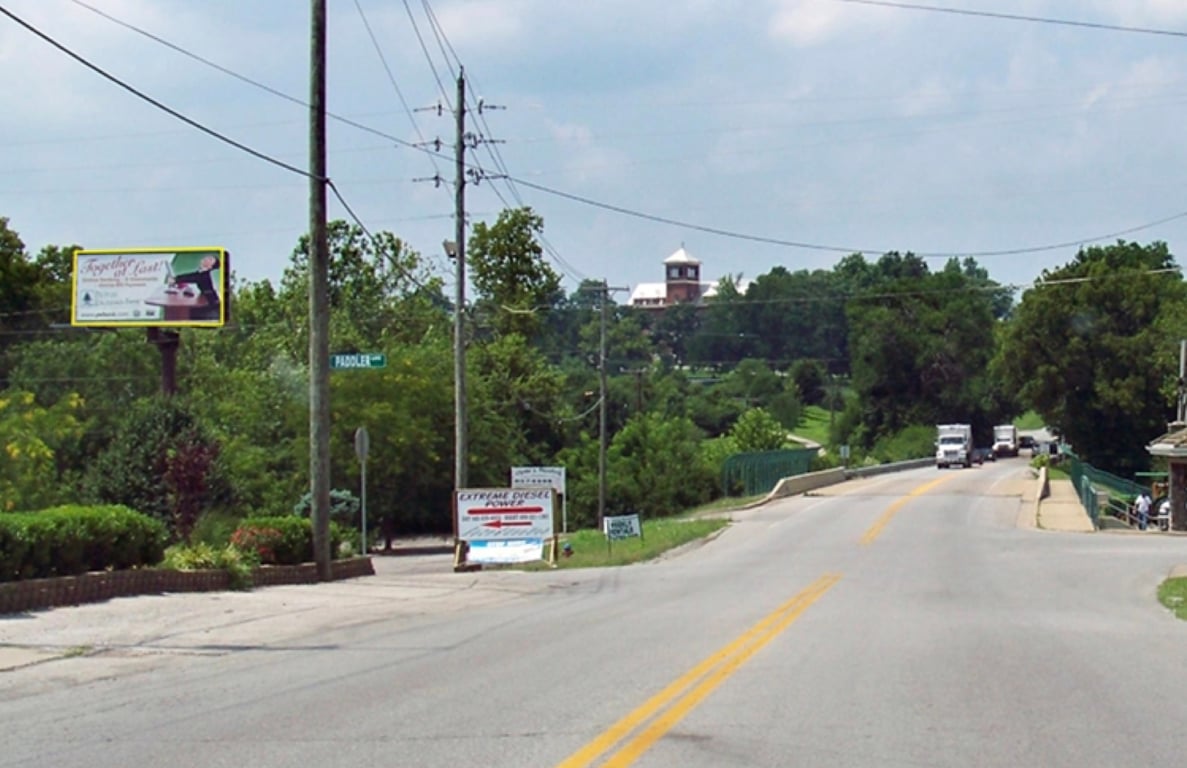 Location photo for 640 N BROADWAY #1