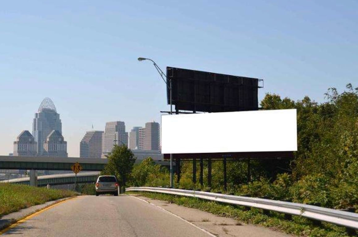 Location photo for Gilbert Ave near Elsinore Arch, Central Business District (Cincinnati)