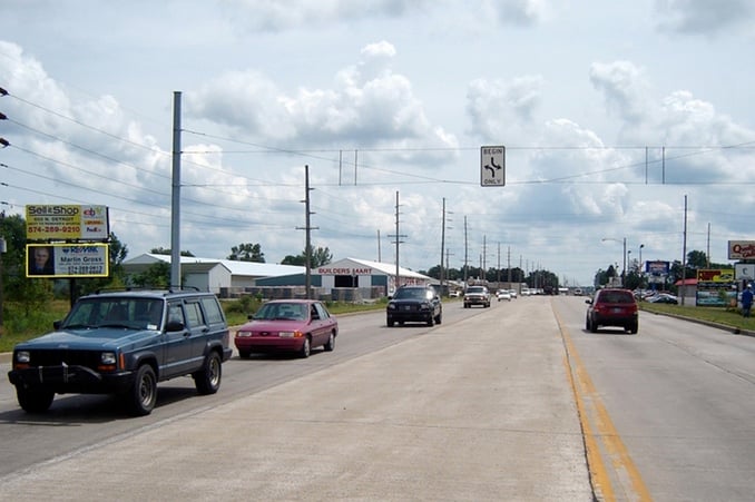 Location photo for N Detroit St near San Jose Plaza (Warsaw)