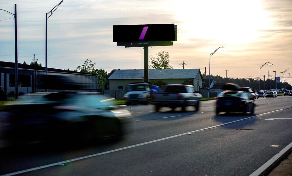 N/S Lafayette Pkwy W/O Greenville St F/W Media