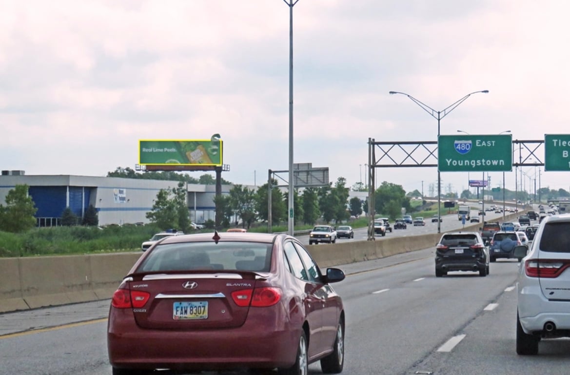 Location photo for Keystone Pkwy near Brookpark Rd & w 137th St, Bellaire-Puritas (Cleveland)