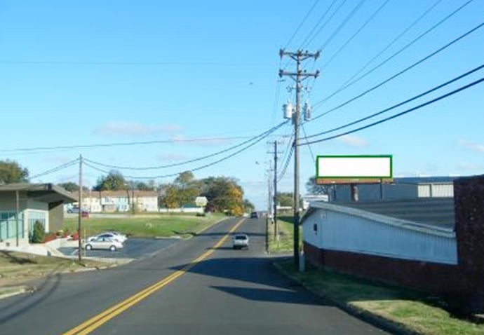 S/S E. COURT ST.1M E/O FERRELL AVE W/F Media