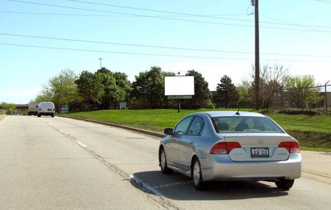 Location photo for W Grand Ave near Fischer Woods Co Forest Preserve (Elmhurst)