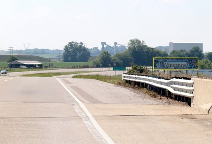 US 41 N .25 MI N/O MAPLE AVE Media