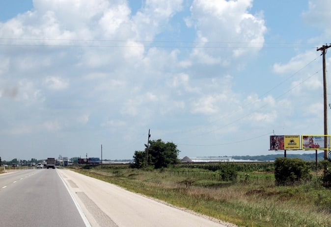 (VI132) US 41 S 2.25 MI S/O US 50 Media