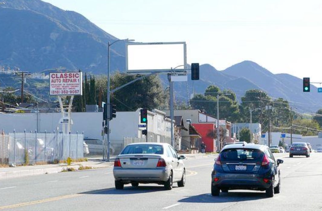 Location photo for Foothill Blvd near Foothill / Marcus, Tujunga (Los Angeles)