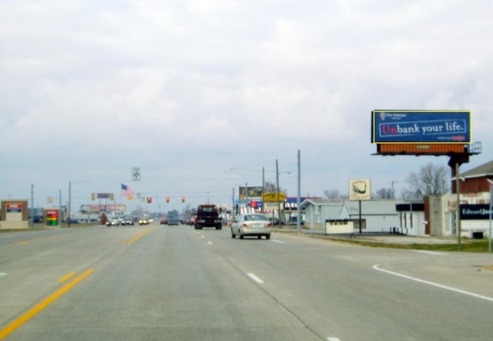 S. WESTERN AVE 100' S/O 39TH ST Media