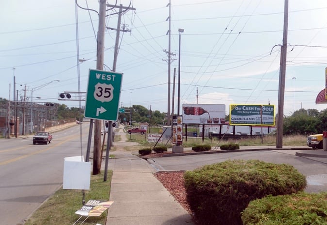 Location photo for S Smithville Rd near Pinewood Plaza Shopping Center, Eastern Hills (Dayton)