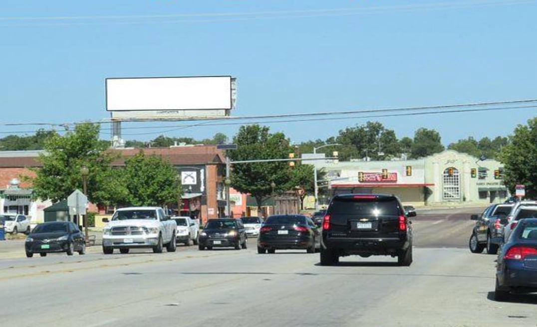 Location photo for NW 20th St near North Main Mercado, North Side (Fort Worth)