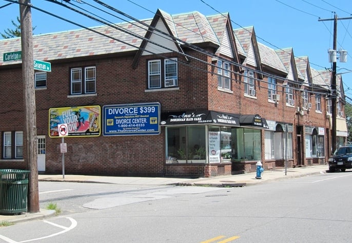 Location photo for Seaman Ave near Hello Gorgeous, New York (Baldwin)