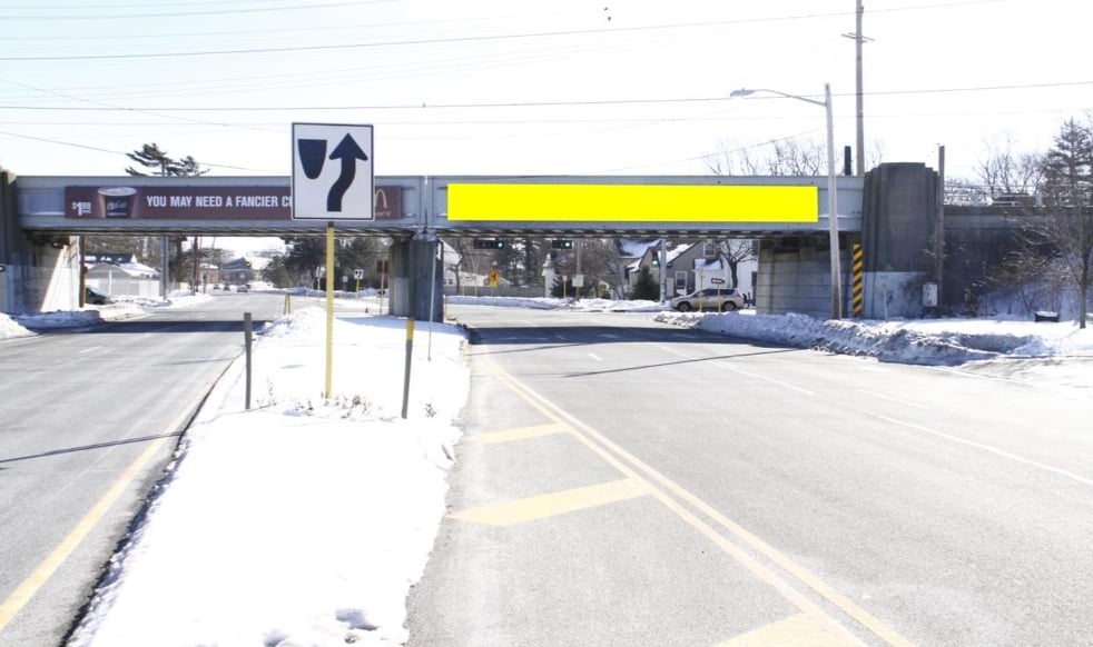 Babylon / Little East Neck Rd @ Railroad Ave, Rt #109 F/N Media