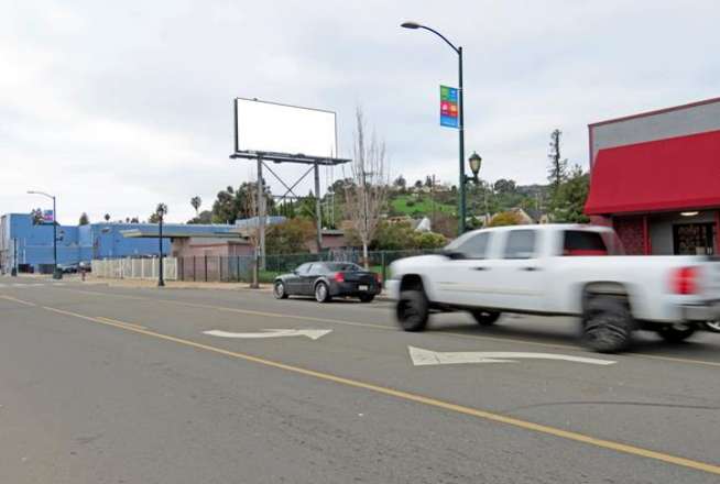 Location photo for MacArthur Blvd near Liberation Park, Eastmont Hills (Oakland)