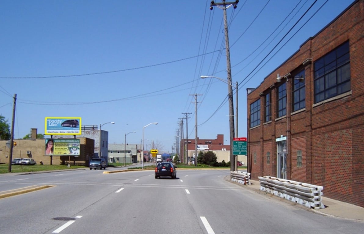 2600 5TH AVE ROCK ISLAND, IL TOP F/E Media