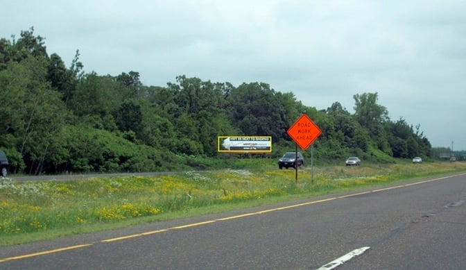 I35 .9 MI S/O HWY 95 W/L Media