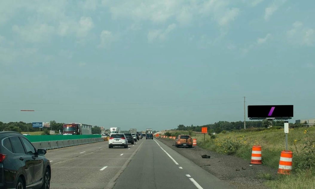 I-94 W/O I-694 / I-494 N/L F/E Media