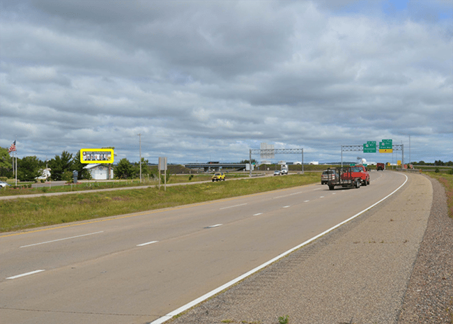 HWY 53 0.3 MI N/O CTY RD OO S/1 Media