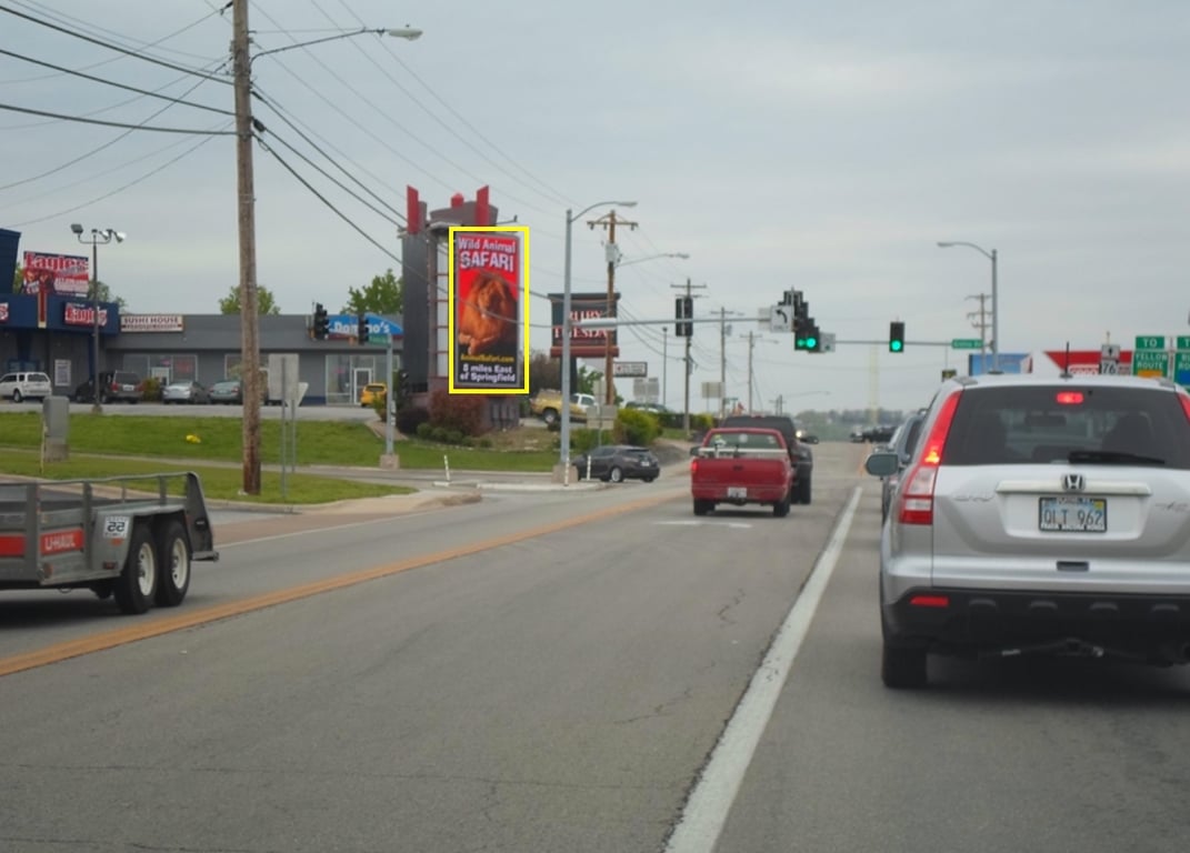 SW CORNER OF HWY 76 & 165 F/E Media