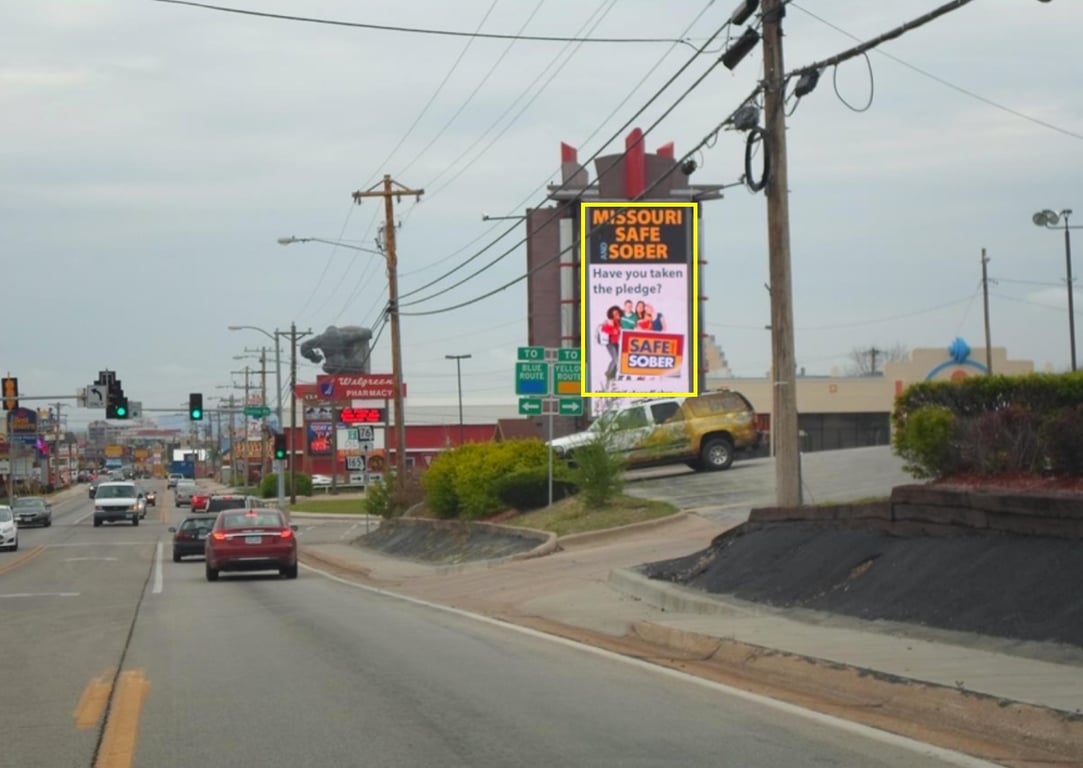 SW CORNER OF HWY 76 & 165 F/W Media