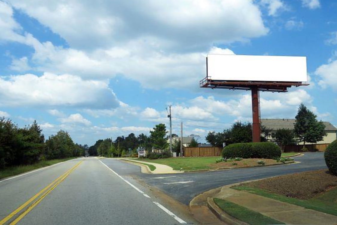 Location photo for Benham Dr near Tree Lane Medical Portfolio (Snellville)