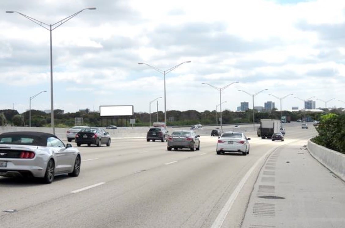 Location photo for River Grv Wy near 45th Street Plaza (West Palm Beach)