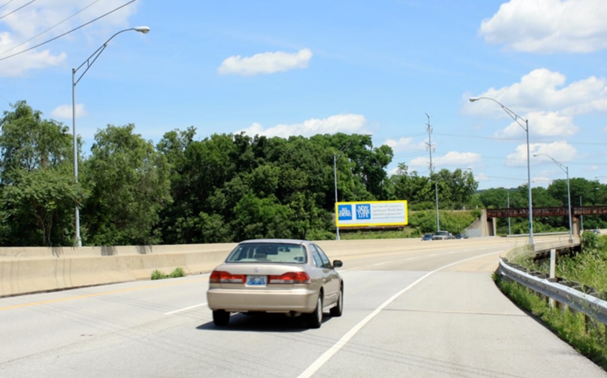 Location photo for Red Bank Rd near Red Bank 3311 (Cincinnati)