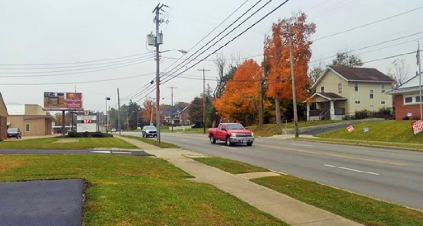 770 Park Ave W NL @ Brickman Ave W/F Media